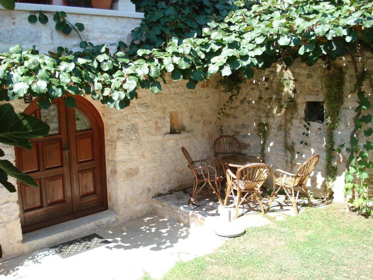 Apartment Enna Svetvincenat Bagian luar foto